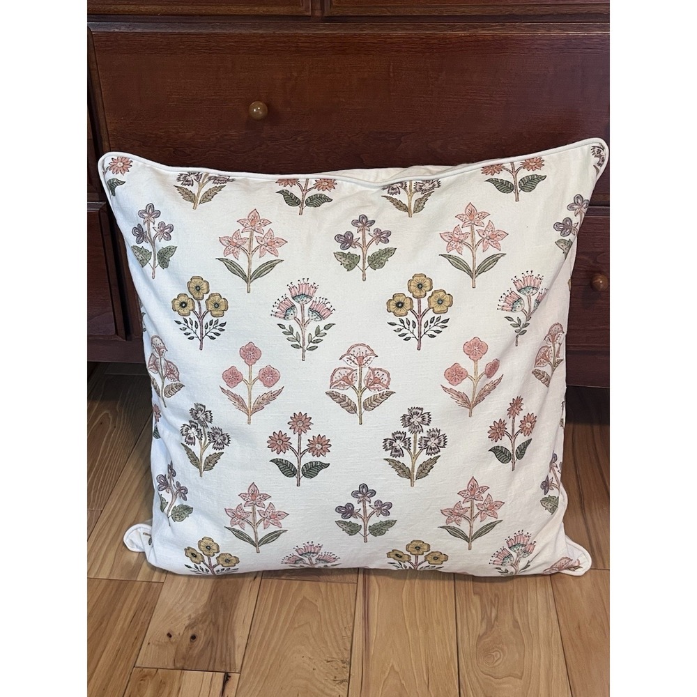 Pottery Barn Teen Lily Floral Printed Pillow Cover 20" Square Multicolor EUC